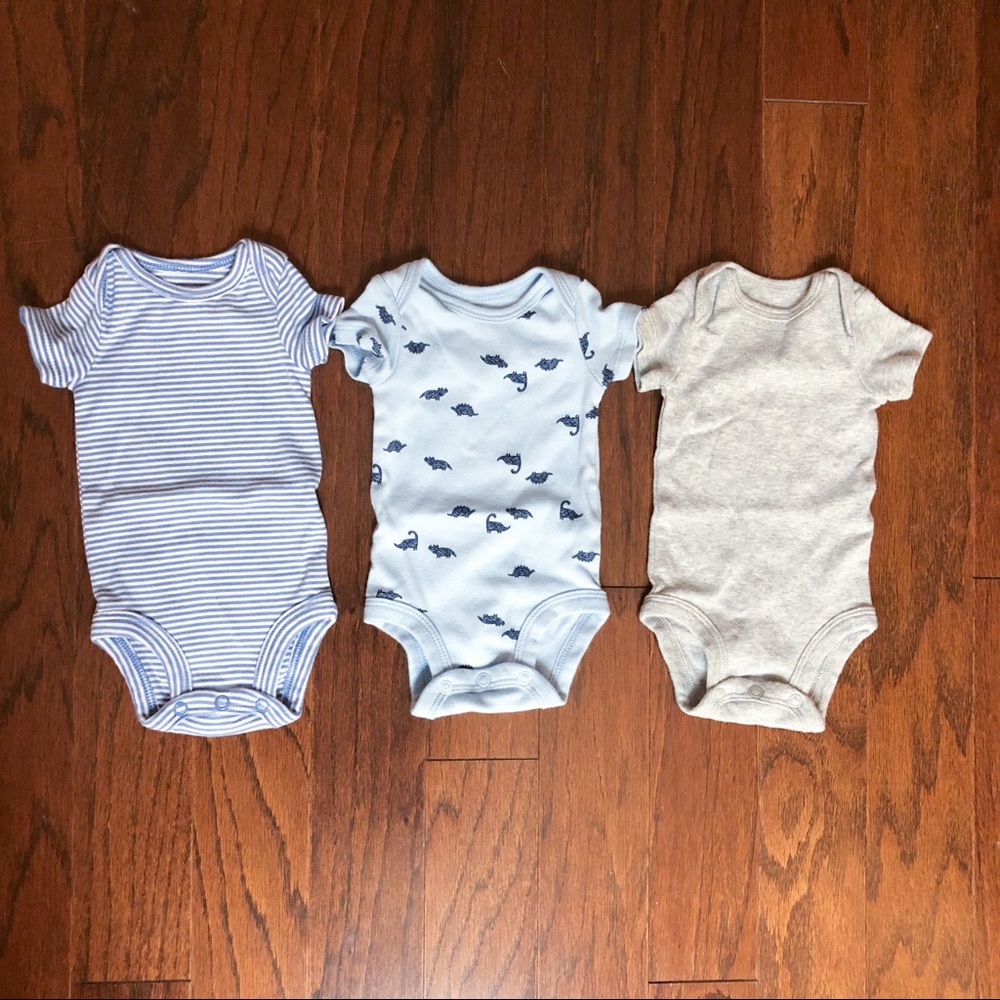 3/$12 Carter’s newborn short sleeve bodysuits